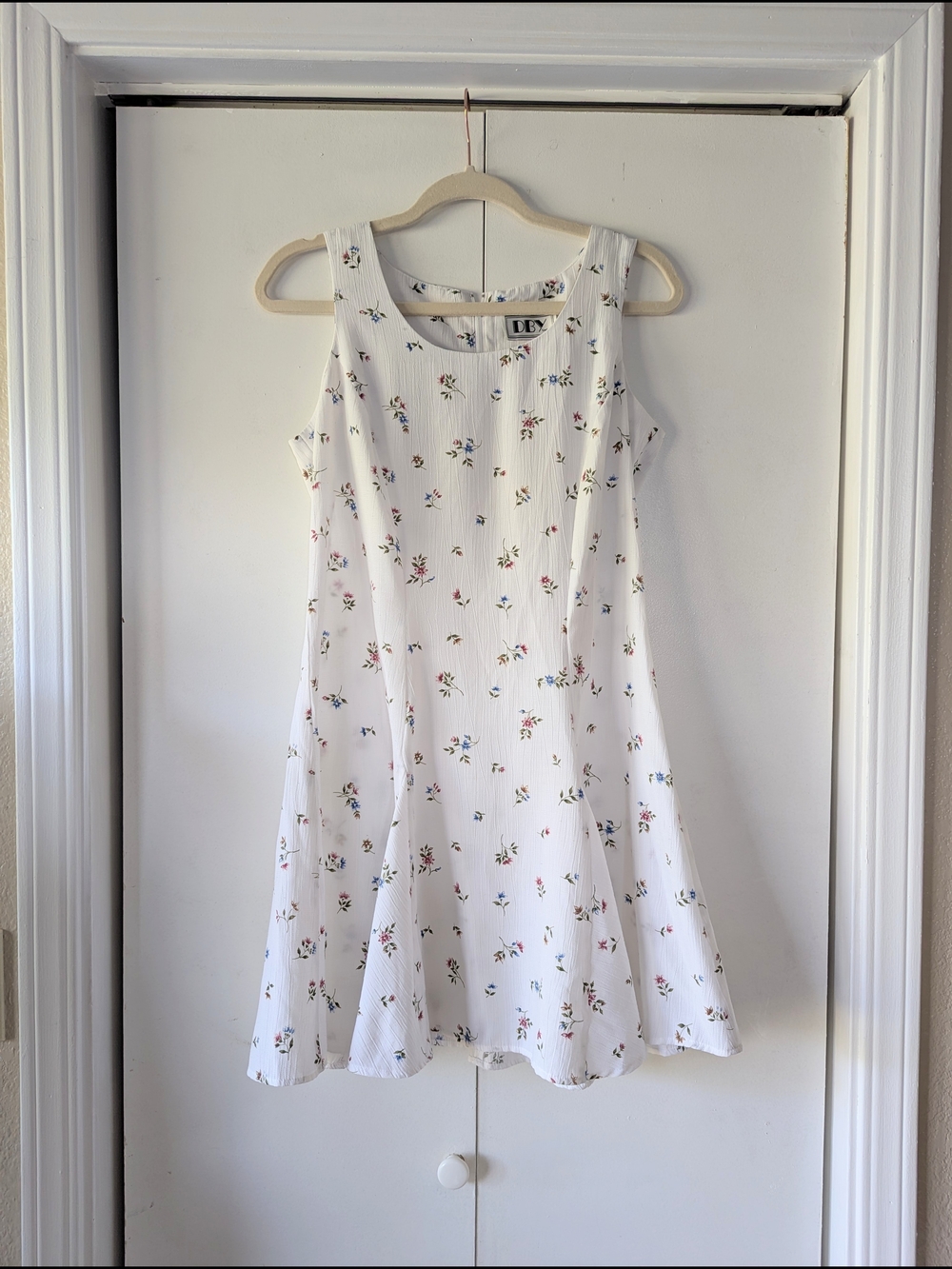 Vintage White Mini Dress with Delicate Floral Print